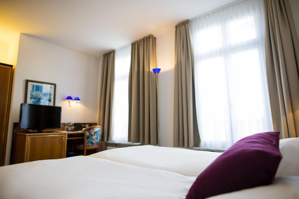 Parkhotel Tillmanns Eltville am Rhein ภายนอก รูปภาพ